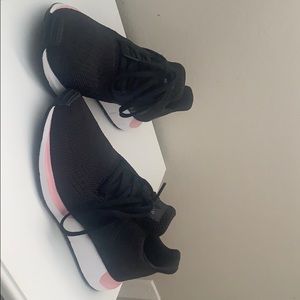 Adidas swift womens 7.5. Only worn once!